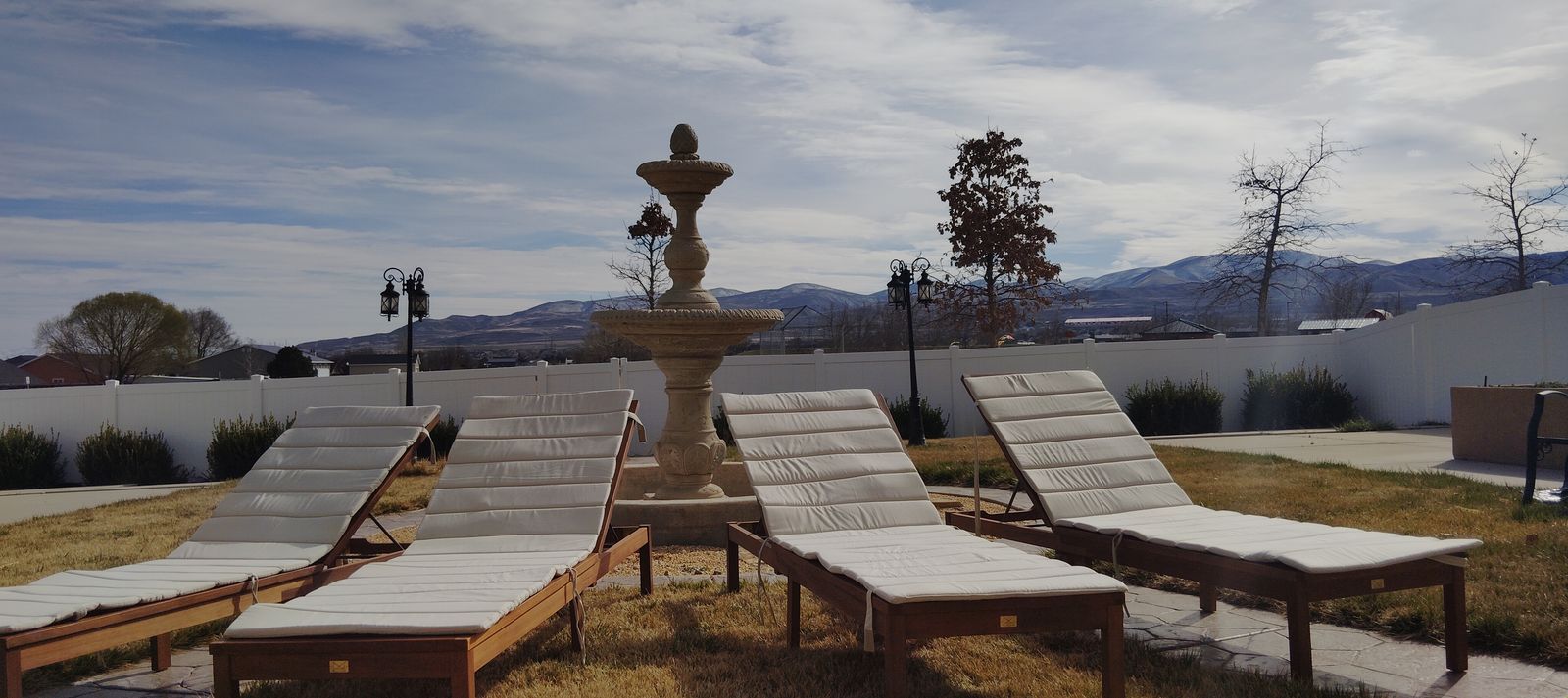 Set of 4 New Amazonia Outdoor Chaise Lounge with Cushions.