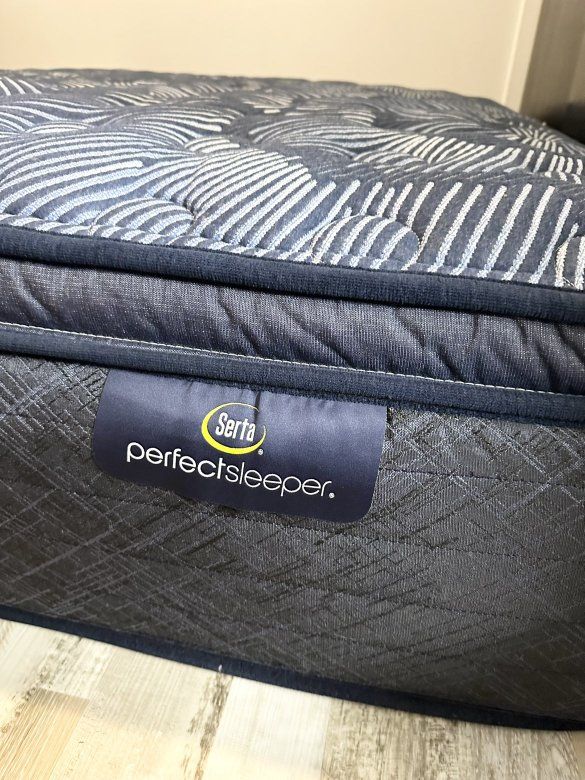 Serta Perfect Sleeper Queen Mattress
