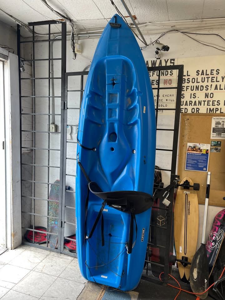 Lifetime Calypso 80 Sit-On-Top Kayak – 8ft Lightweight Recreational Kayak #XP2025104