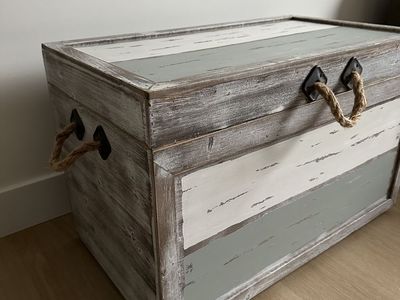 Cute Weathered Trunk With Rope