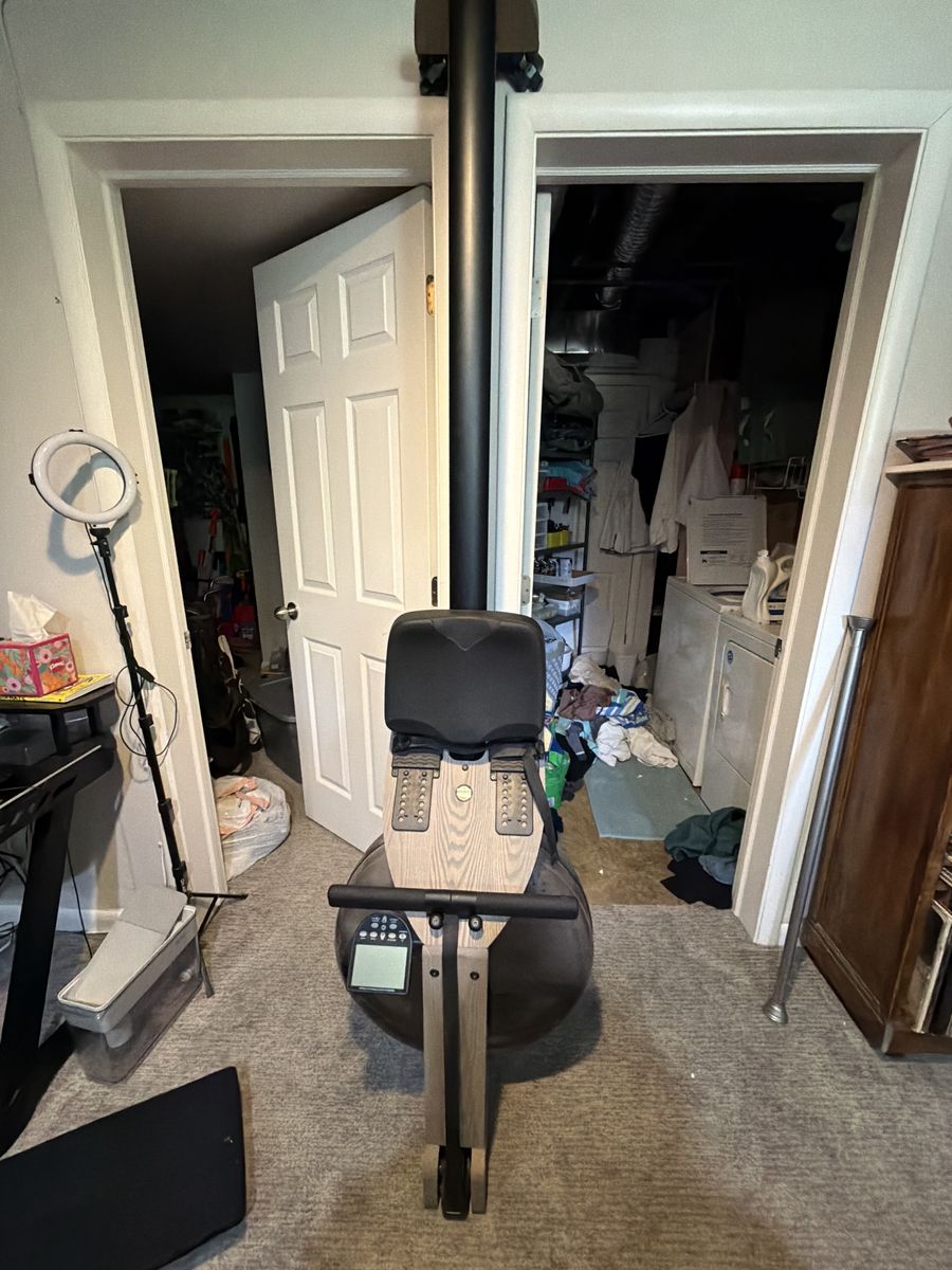 WaterRower Club Rowing Machine - Ash Wood Frame, Water Resistance, Excellent Condition