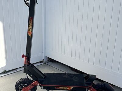 1200W Electric Scooter for Adults 28 MPH (NEW)