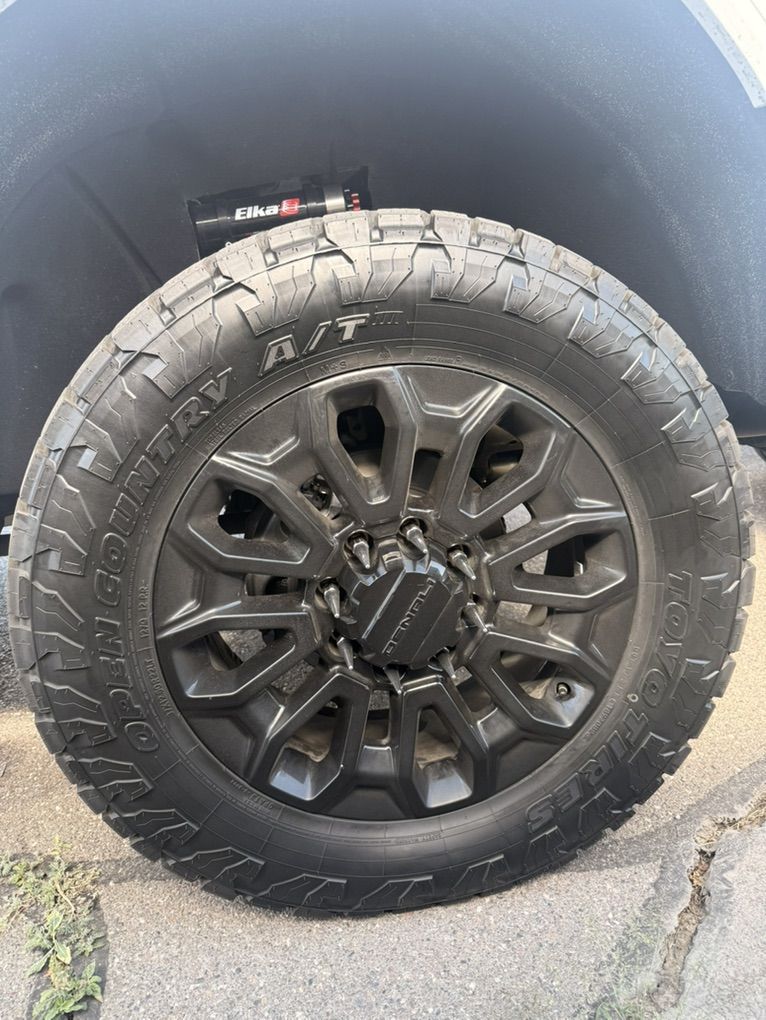 GMC 22 Wheels On Toyo At3s 37s  8x180