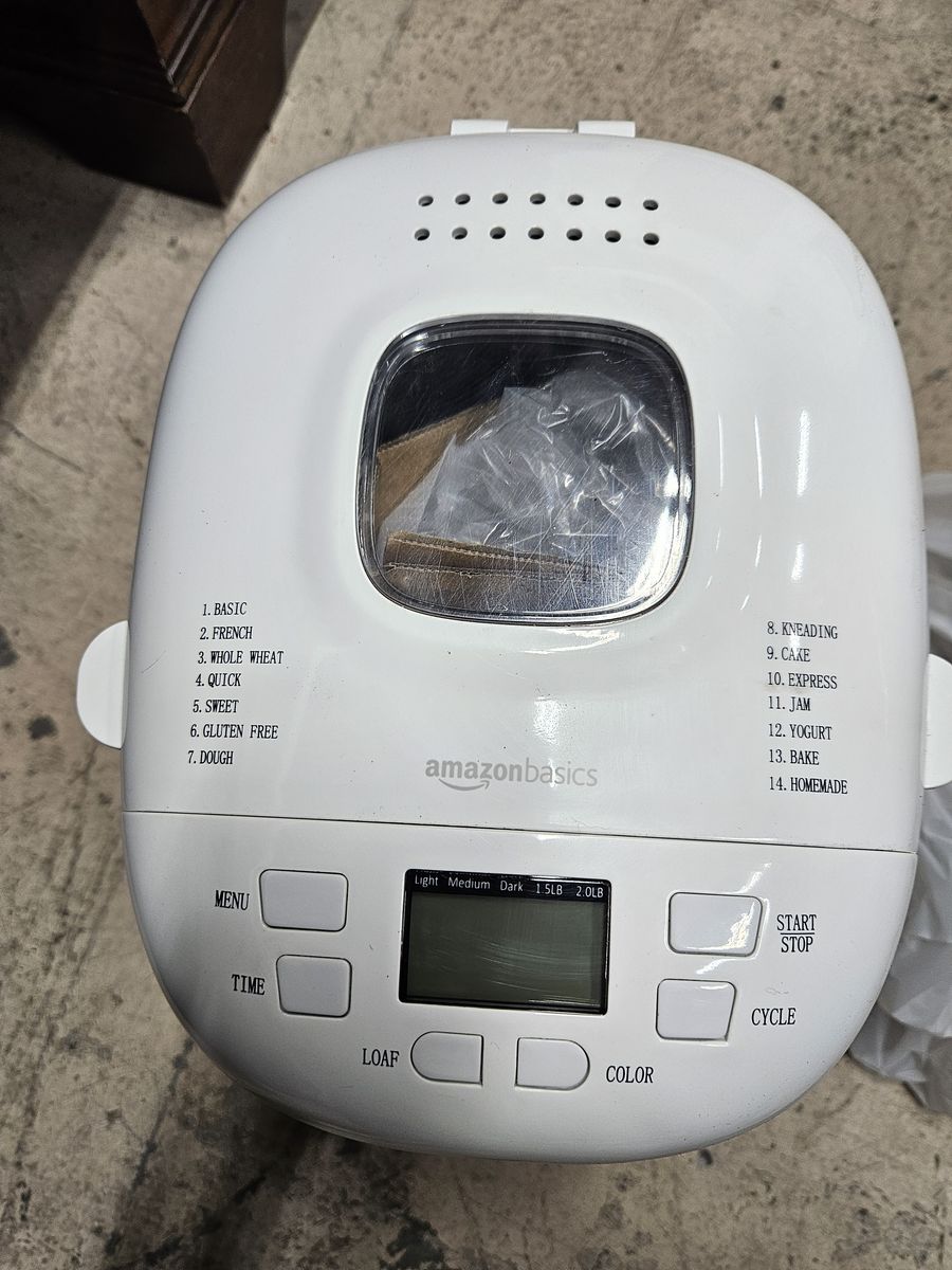 AmazonBasics 2lb Automatic Bread Maker Machine with 14 Settings - White