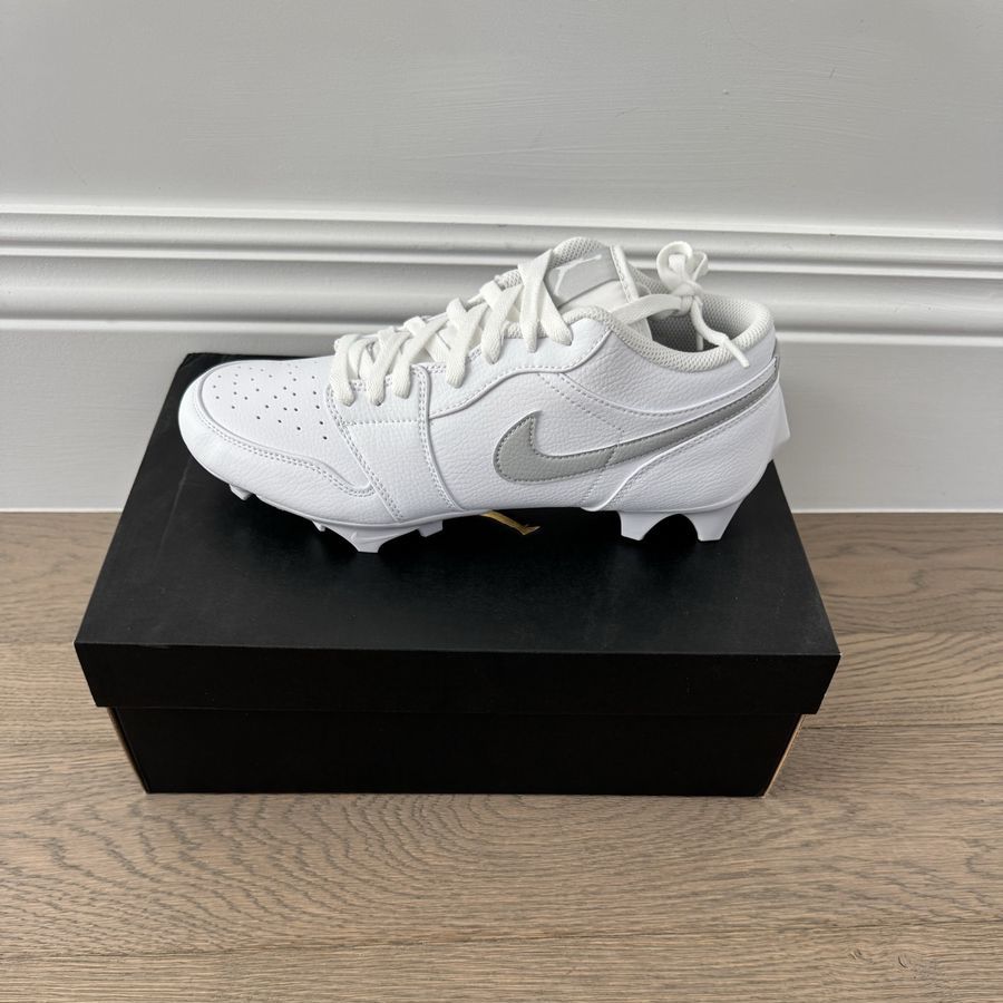 Brand New w Box Jordan 1 Low TD cleat Size 10