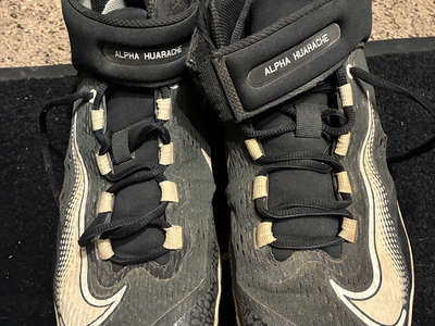 Nike Baseball metals cleats size 10