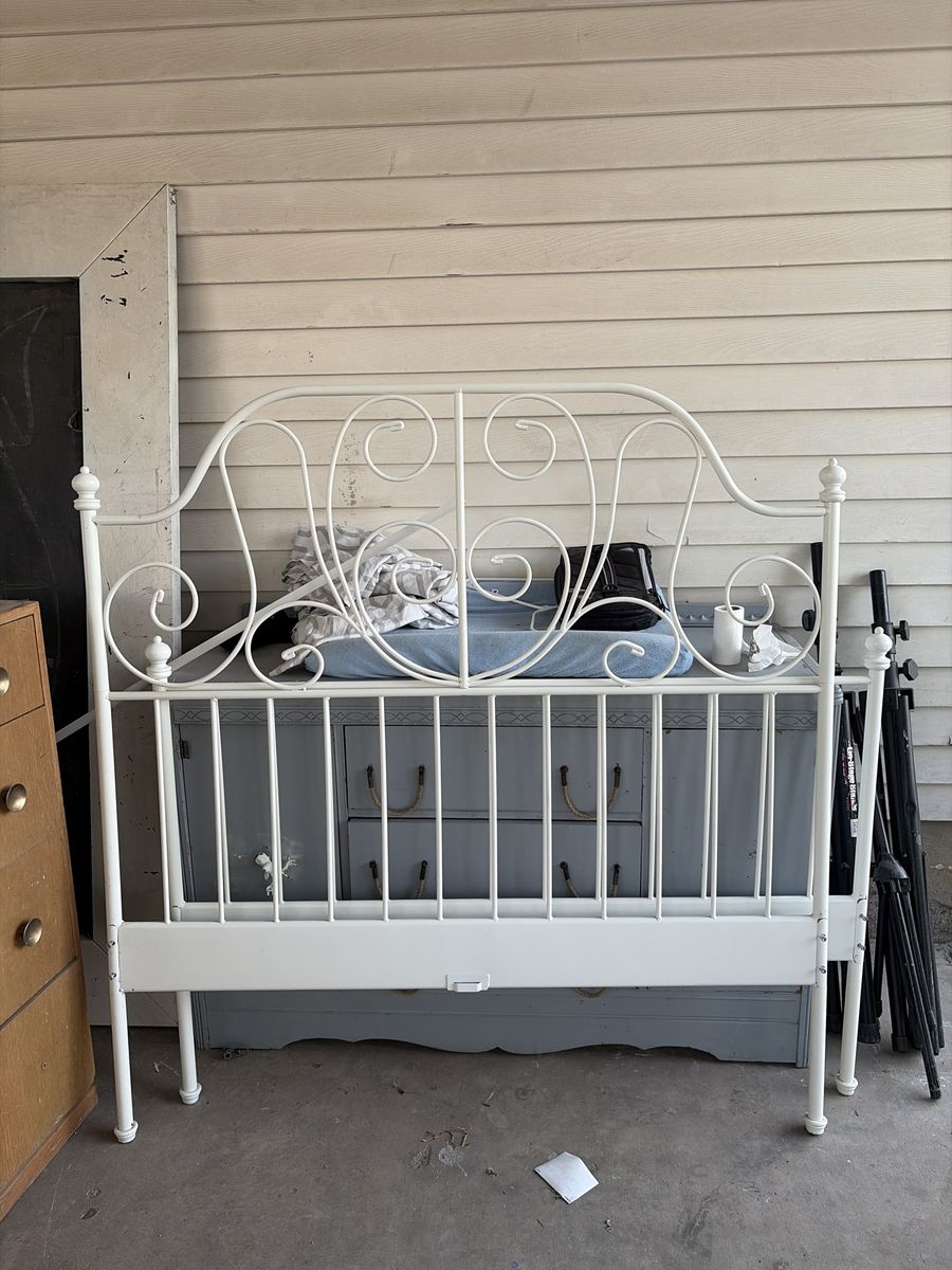White Metal Full/Queen Size Ornate Scroll Headboard & Footboard - Bed Frame Furniture