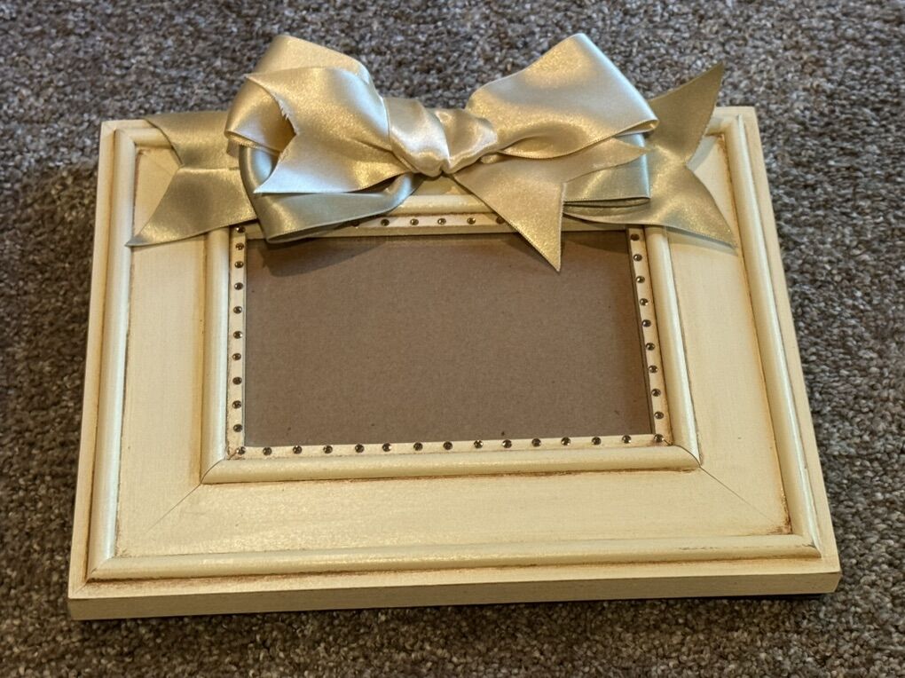 Handmade Picture Frame- 4 X 6 Photo