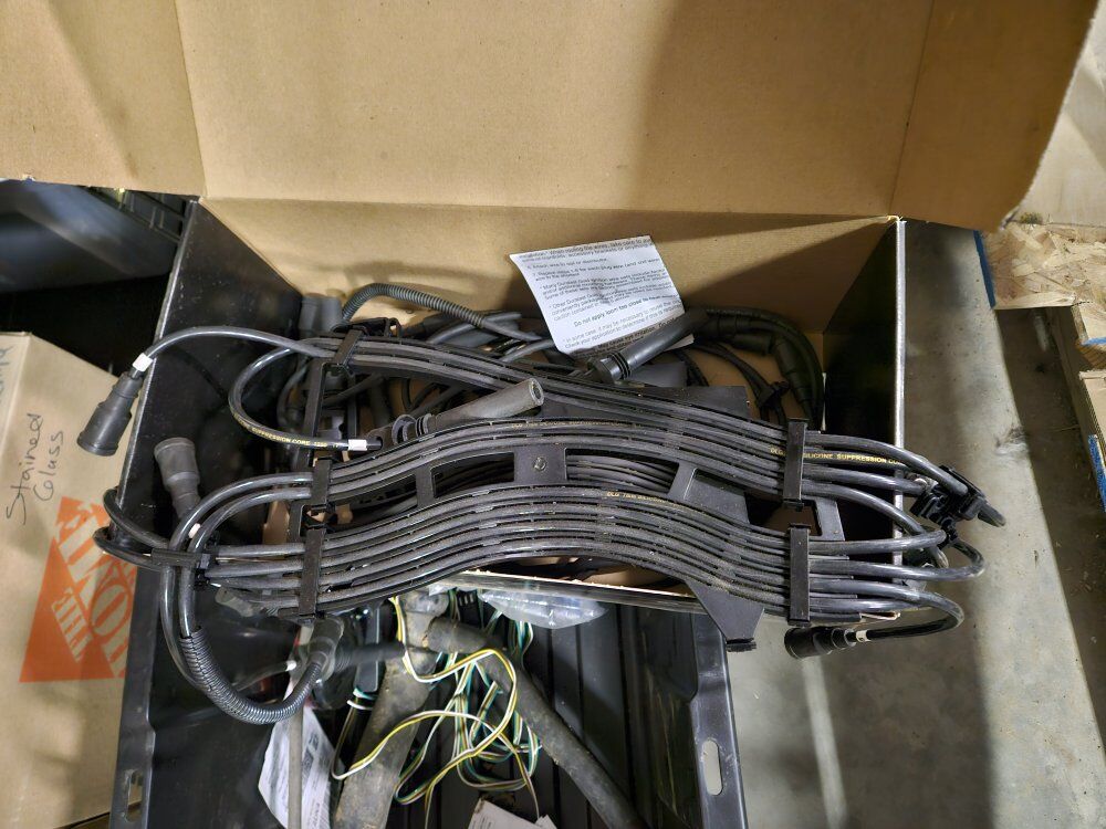2003-5 Hemi 5.7 Spark Plug Wires New and Coils