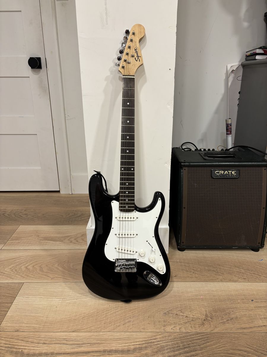 Fender Squier Bullet