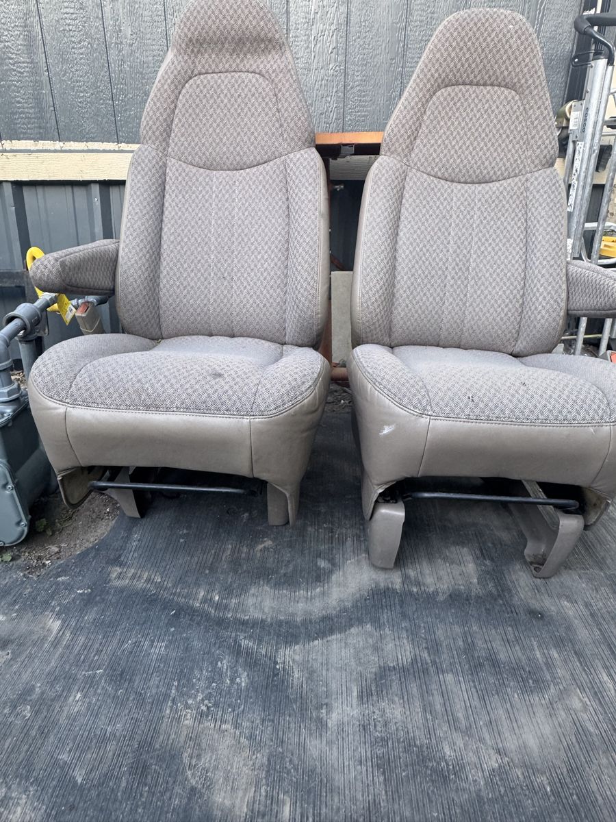 SEAT SET MANUAL CHEVROLET EXPRESS OR GMC SAVANNA 1999-2025