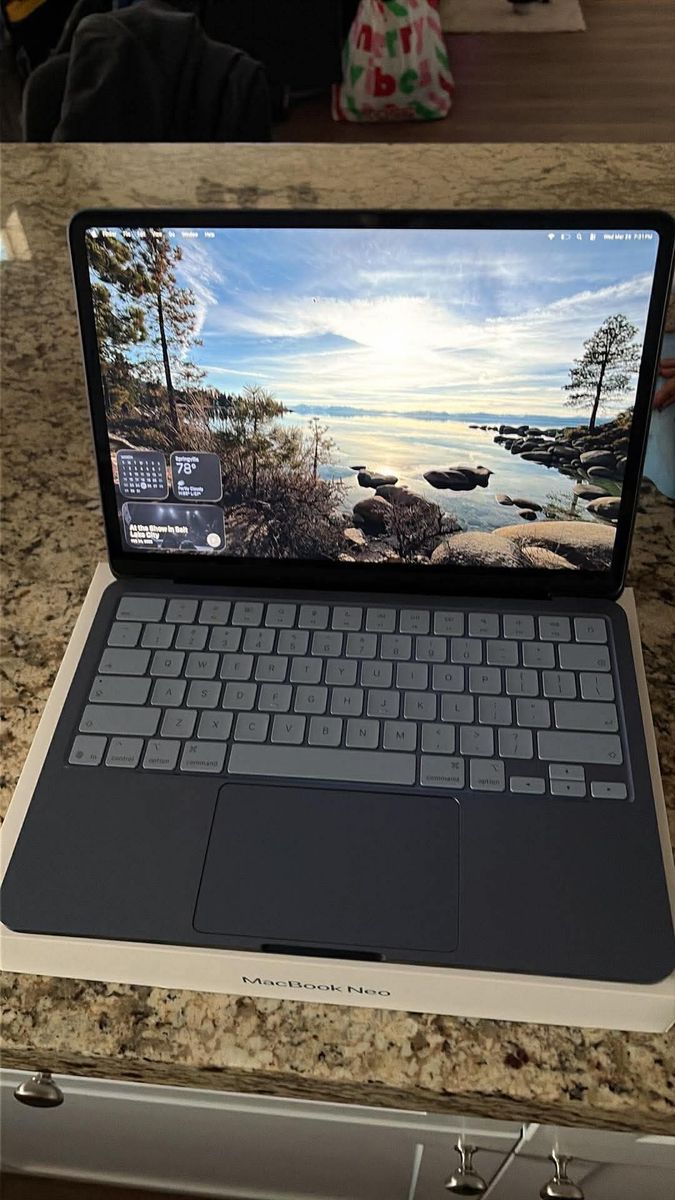 Trade/Sell New MacBook Neo