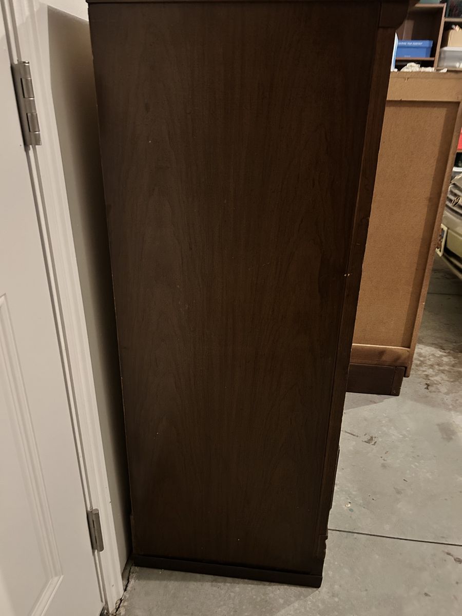Main image 7