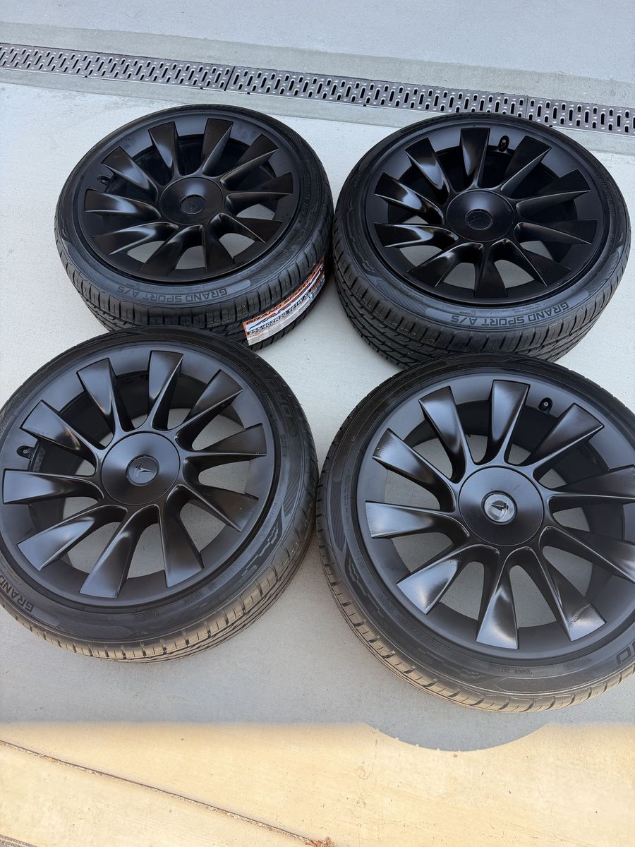 Tesla Model Y 20" wheels & New Tires 255/40r20 rims 255/40/20 upgraded wheels