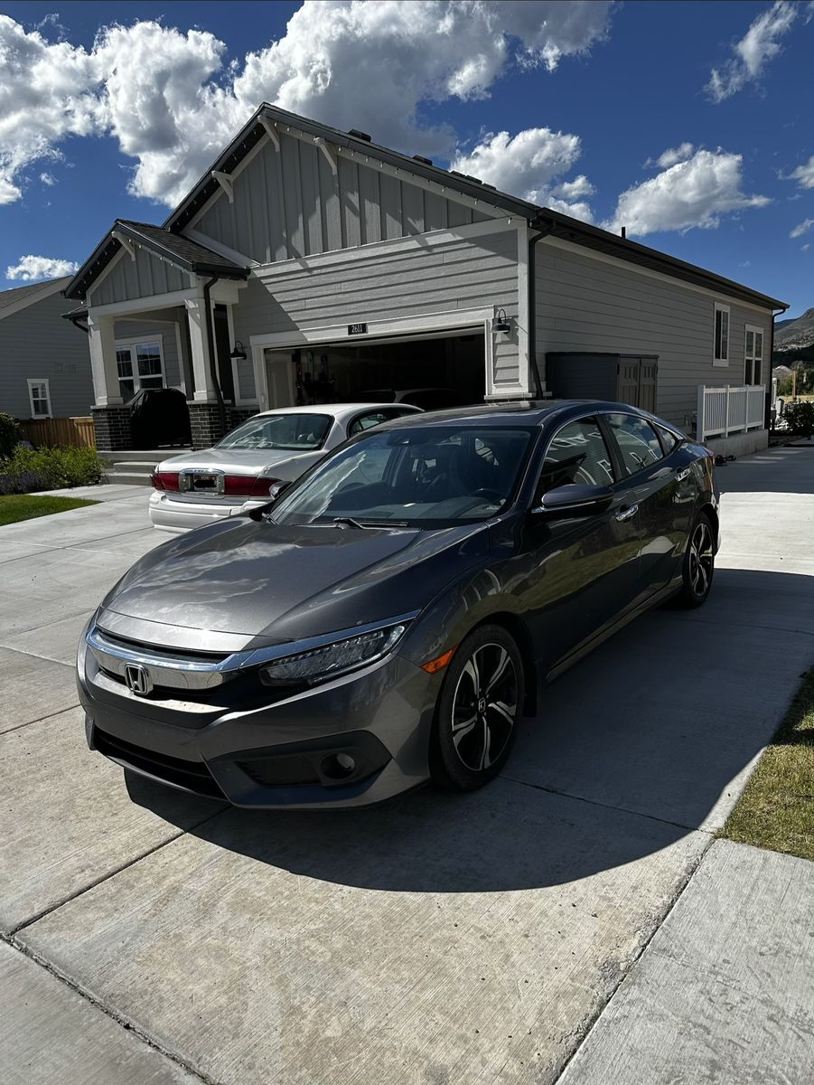 2017 Honda Civic Touring