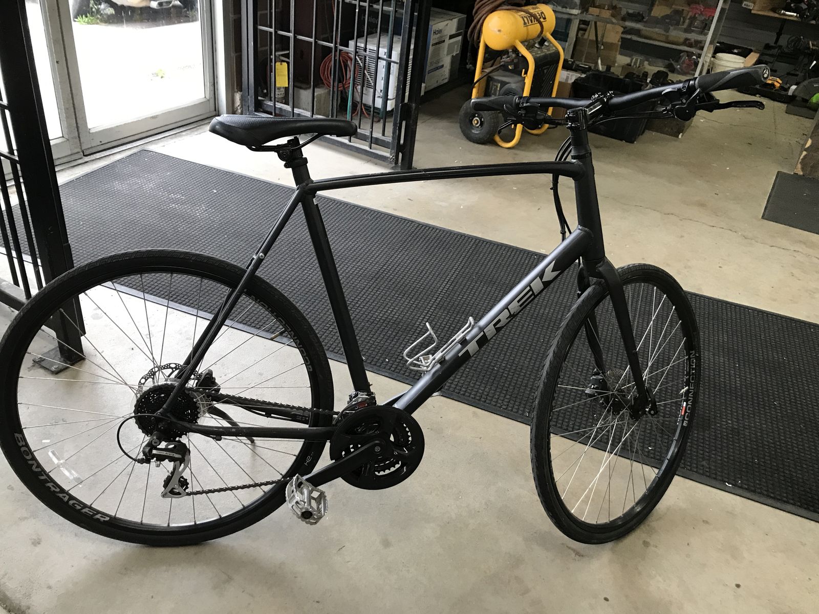 Trek FX2 Aluminum frame hybrid bike bicycle size XXL