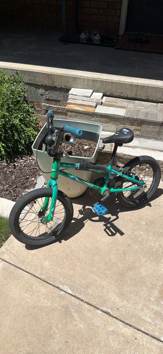 Haro Shredder BMX Bike – 16” Kids Freestyle Bike