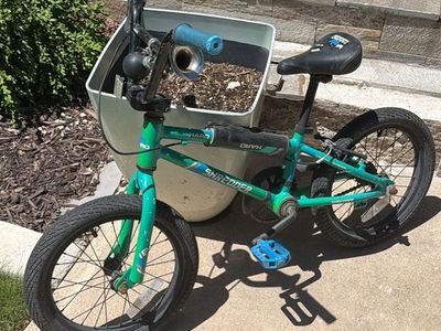 Haro Shredder BMX Bike – 16” Kids Freestyle Bike