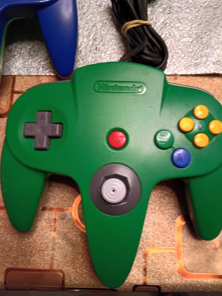Main image 2