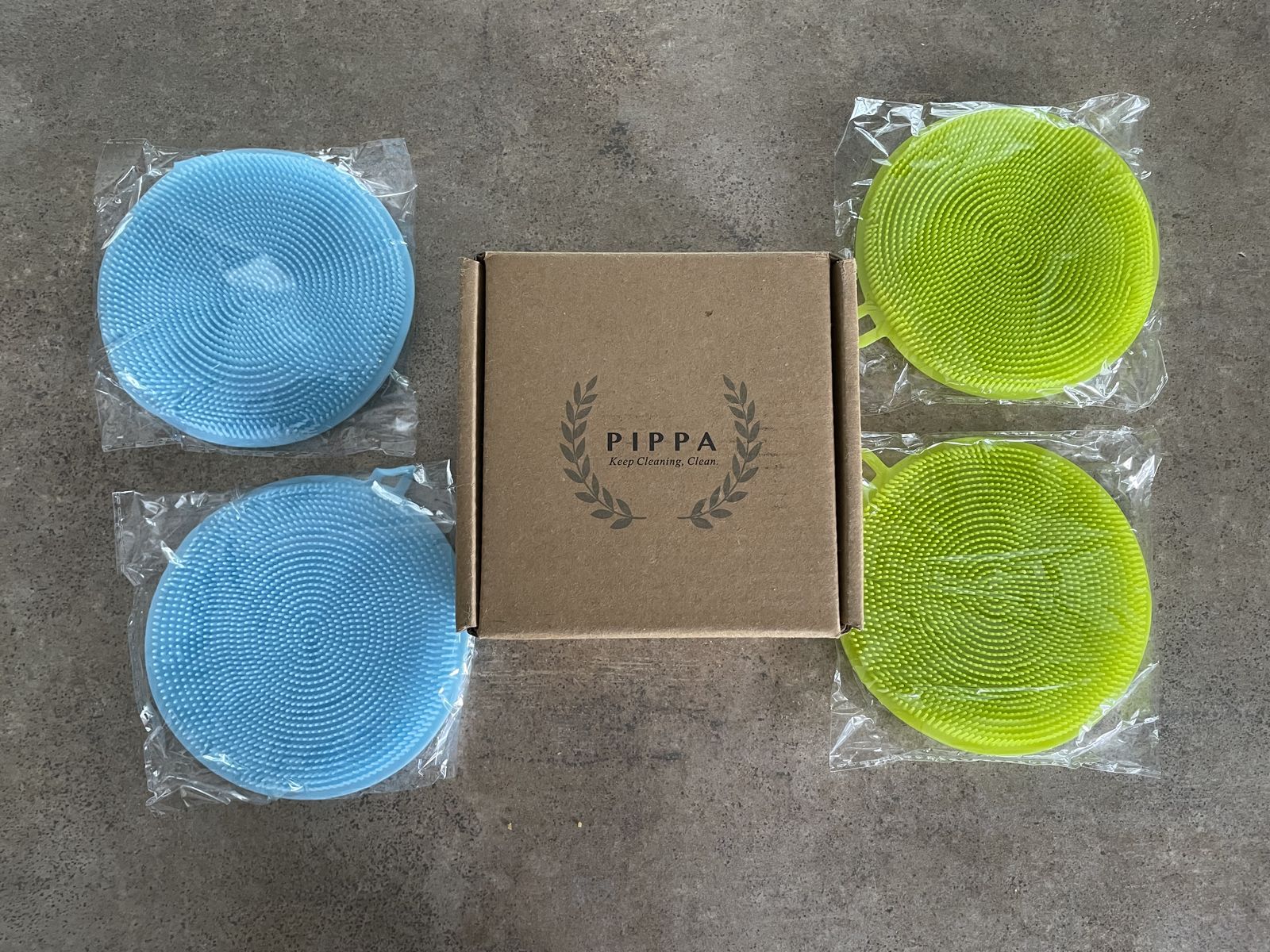 Silicone Vegetable and Fruit Cleaner. Four Pack.