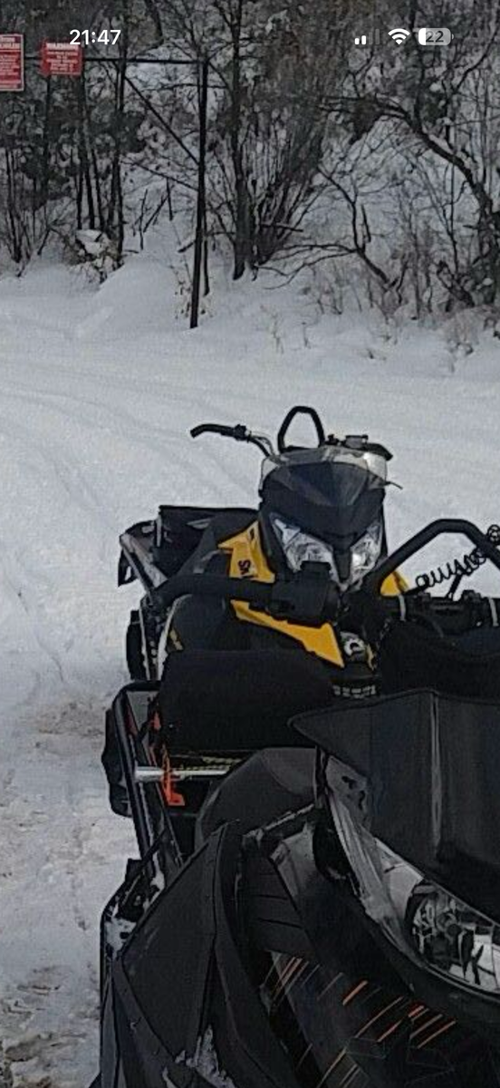 2013 skidoo 800r etec (new OEM motor)