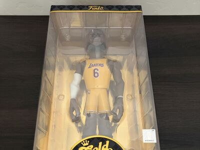 LeBron James Premium Vinyl Figure
