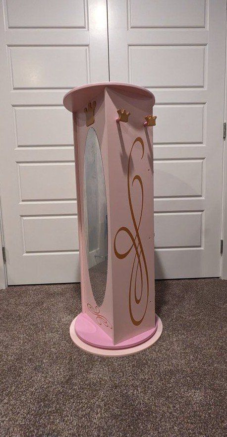 KidKraft Princess Dressing Up Storage Cabinet with Mirror and Shelves, Pink & Gold