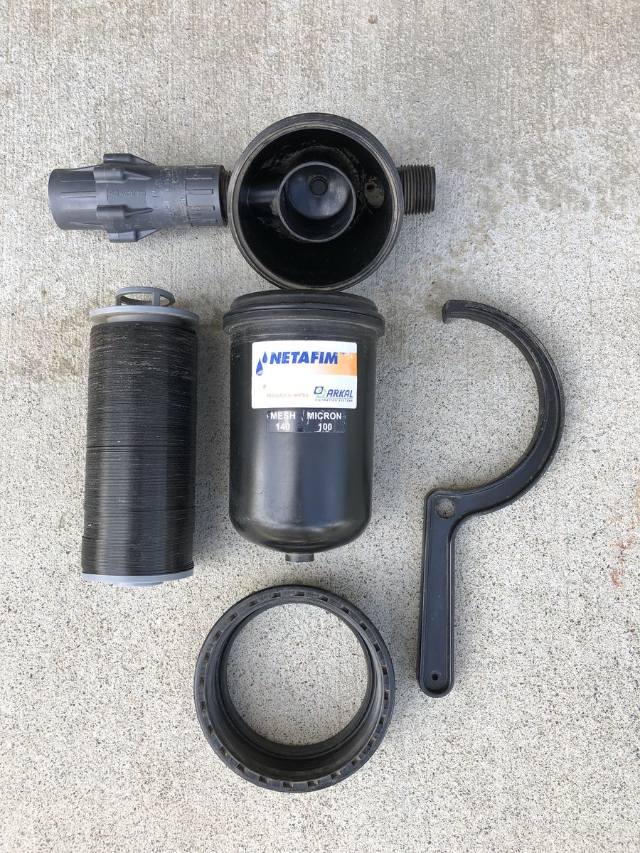 Drip irrigation filter and pressure reducer
