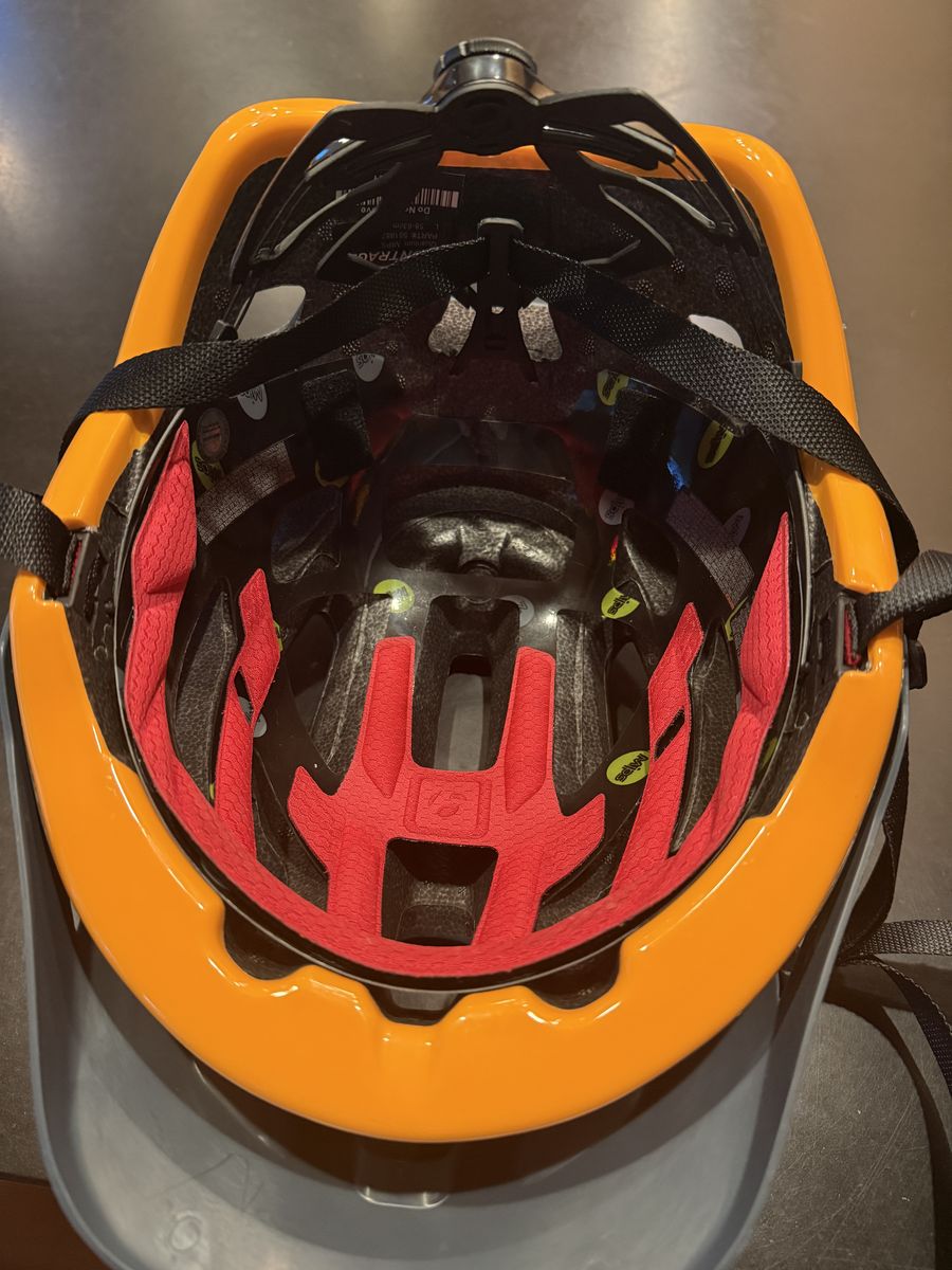 Main image 7