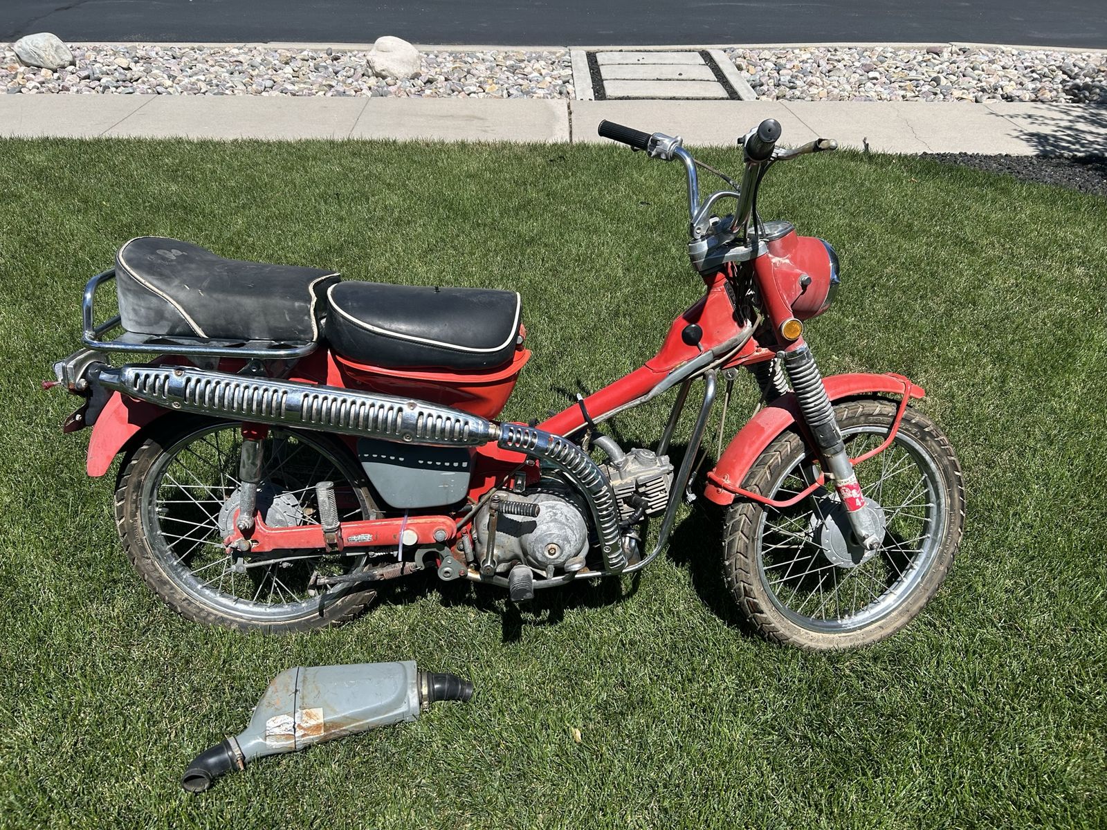 Vintage Red Honda 1971 Trail 90 CT90 Motorcycle