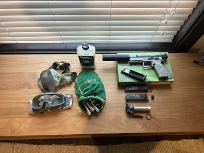 Airsoft complete starter set ASG CZ P01 pistol with tracer unit, thunder b core
