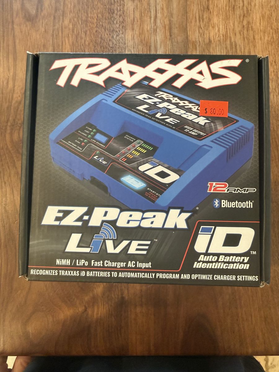 Traxxas ez-peak live fast charger