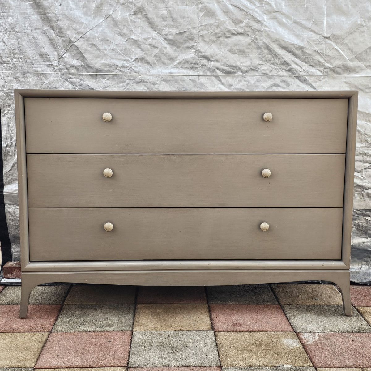 Redford House Fiona 3 Drawer Dresser