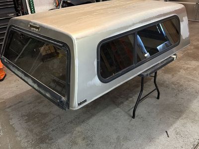 AmeriCap Silver Truck Topper - f150 6’5” bed