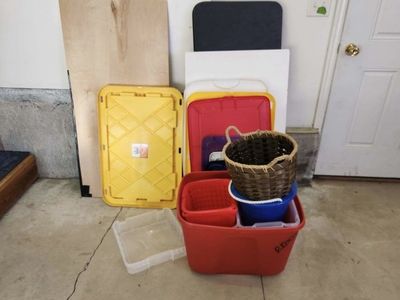 Taking things to donate at the thrift store ?