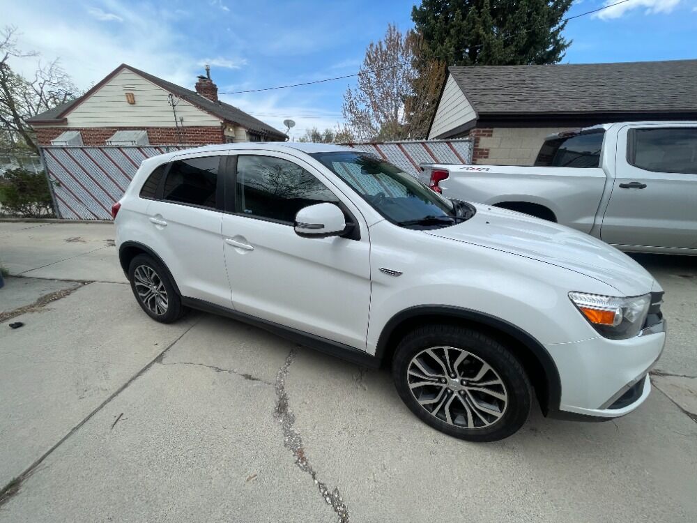 2018 MITSUBISHI OUTLANDER SPORT LE