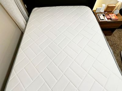 Full Size Mattress – Very Good Condition