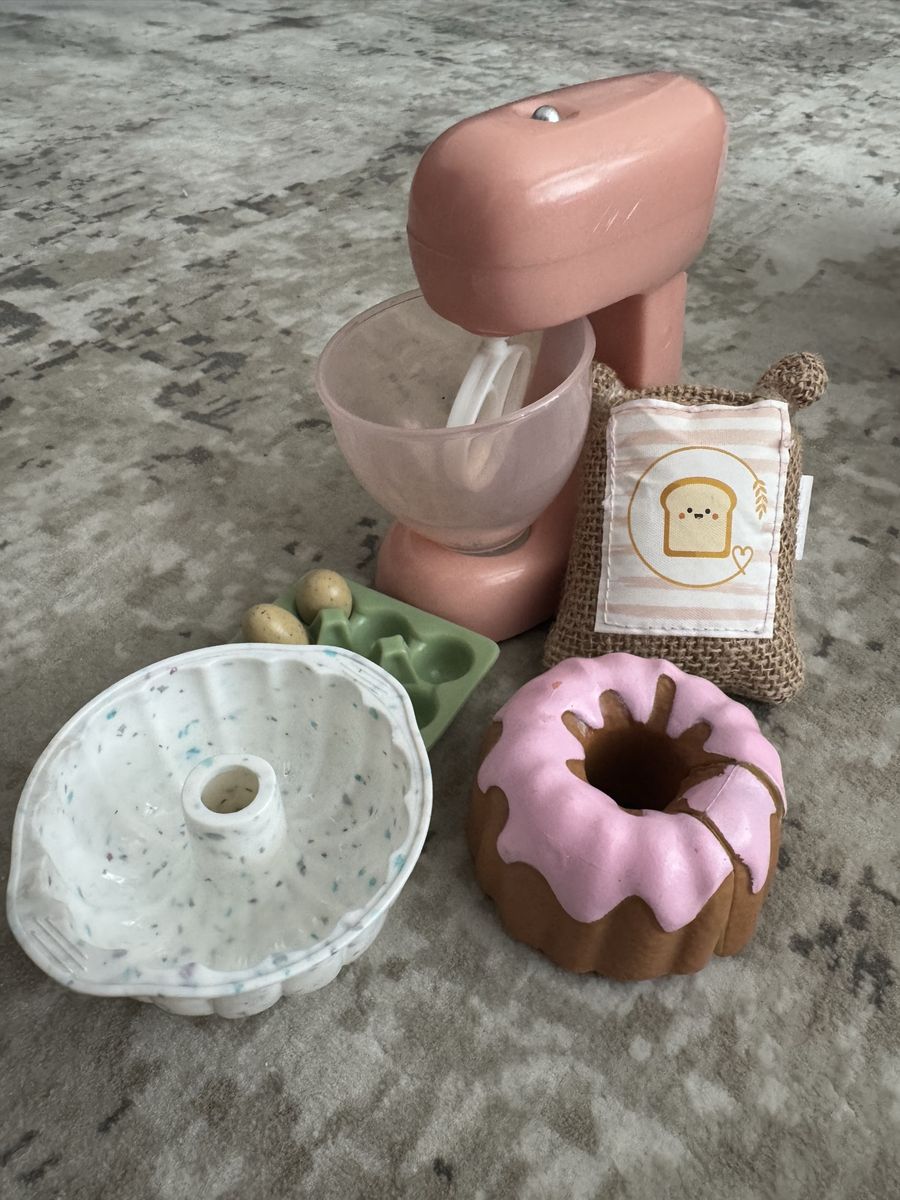 Toy Doll Mixer