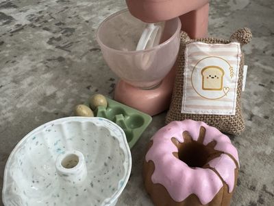 Toy Doll Mixer