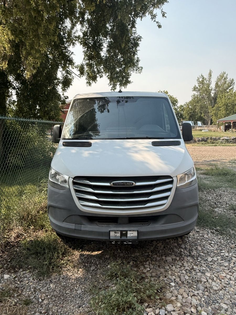 2019 Freightliner Sprinter 