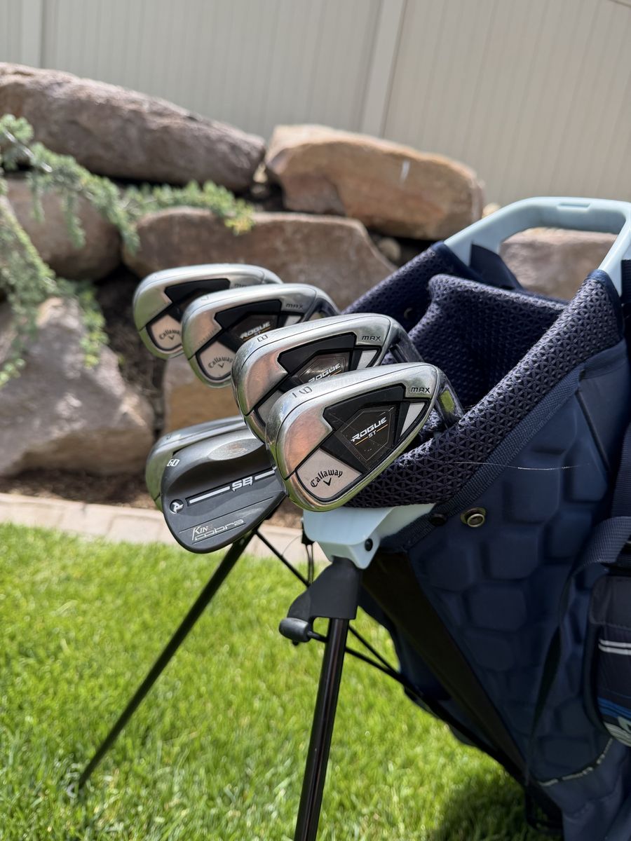 Ogio Stand Golf Bag - Blue Stripe with Rogue Max ST Callaway Irons, Cobra 60-degree wedge and Caddy Tek Explorer V8 push cart.
