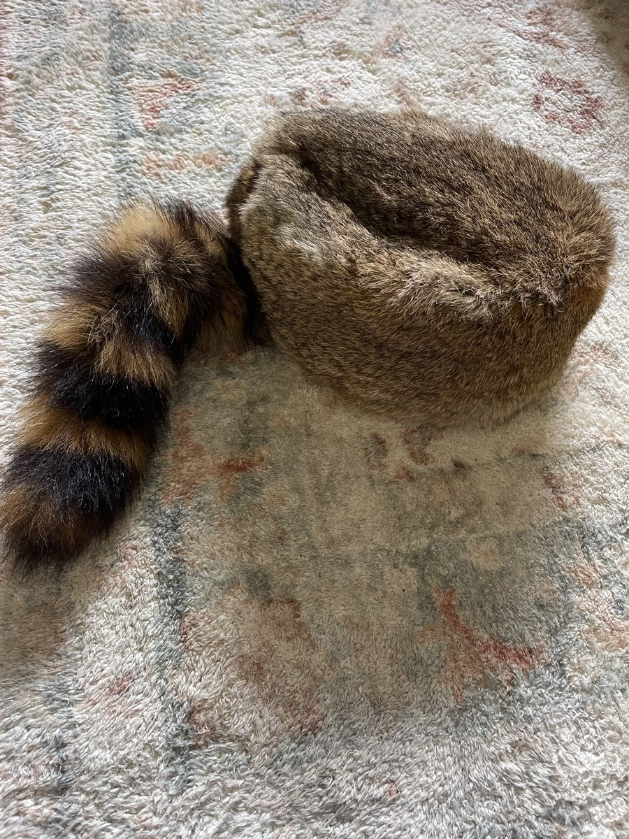 Genuine Rabbit & Raccoon Tail Fur Hat / Davy Crockett Coonskin Cap