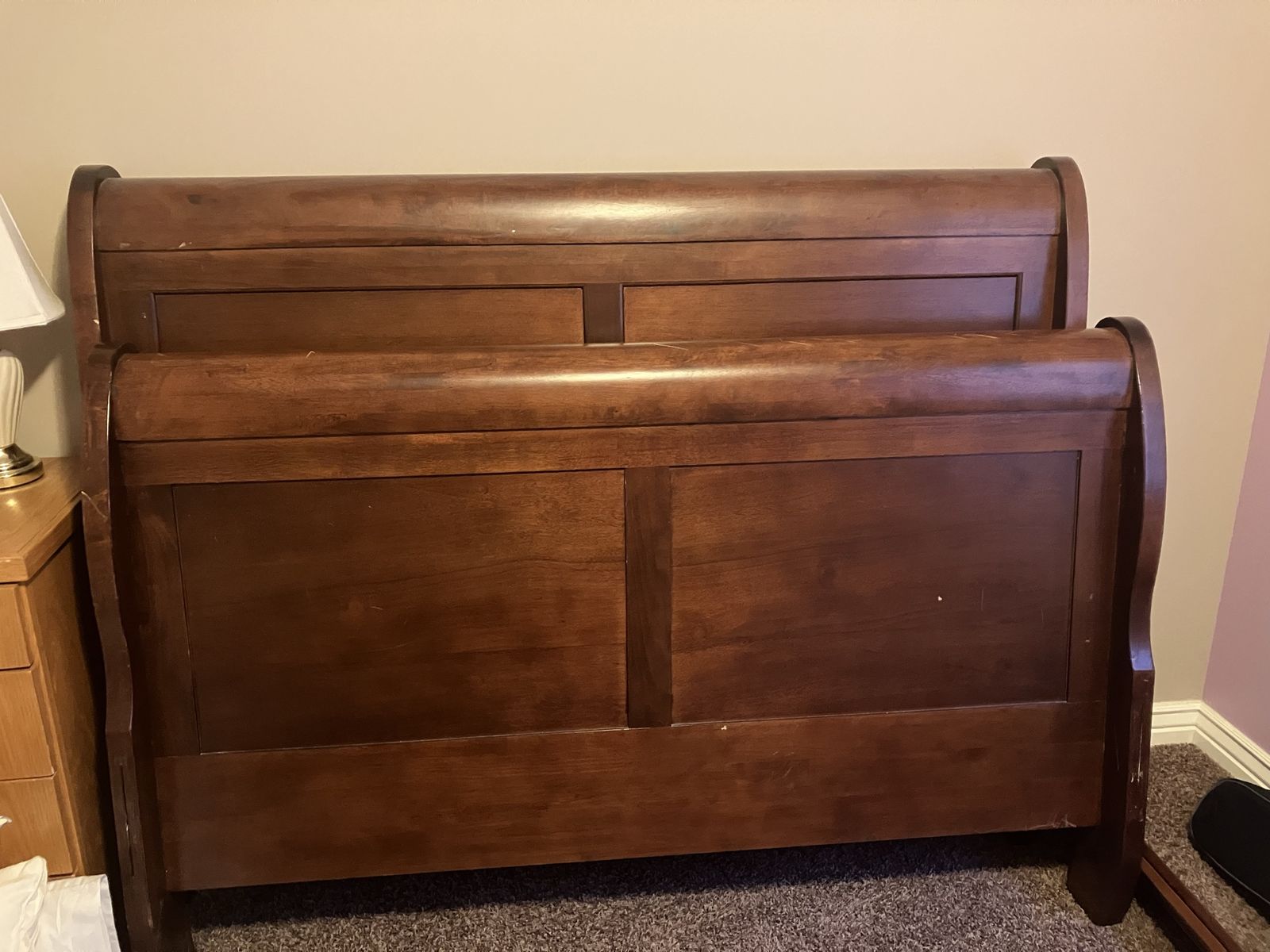 Queen Size Wooden Sleigh Bed