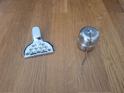 Tea Ball and Tea Bag Press