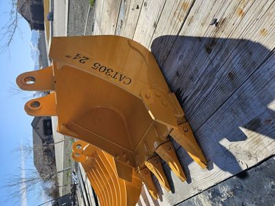 MINI X CAT 305/307 24" BUCKET