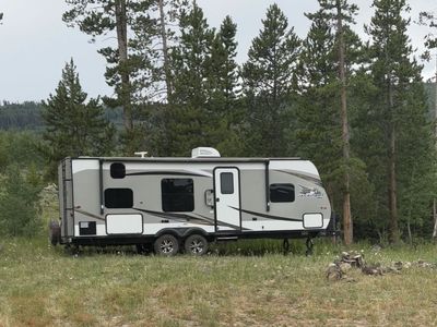 Jayco Jay Flight 26BH Travel Trailer - Bunkhouse