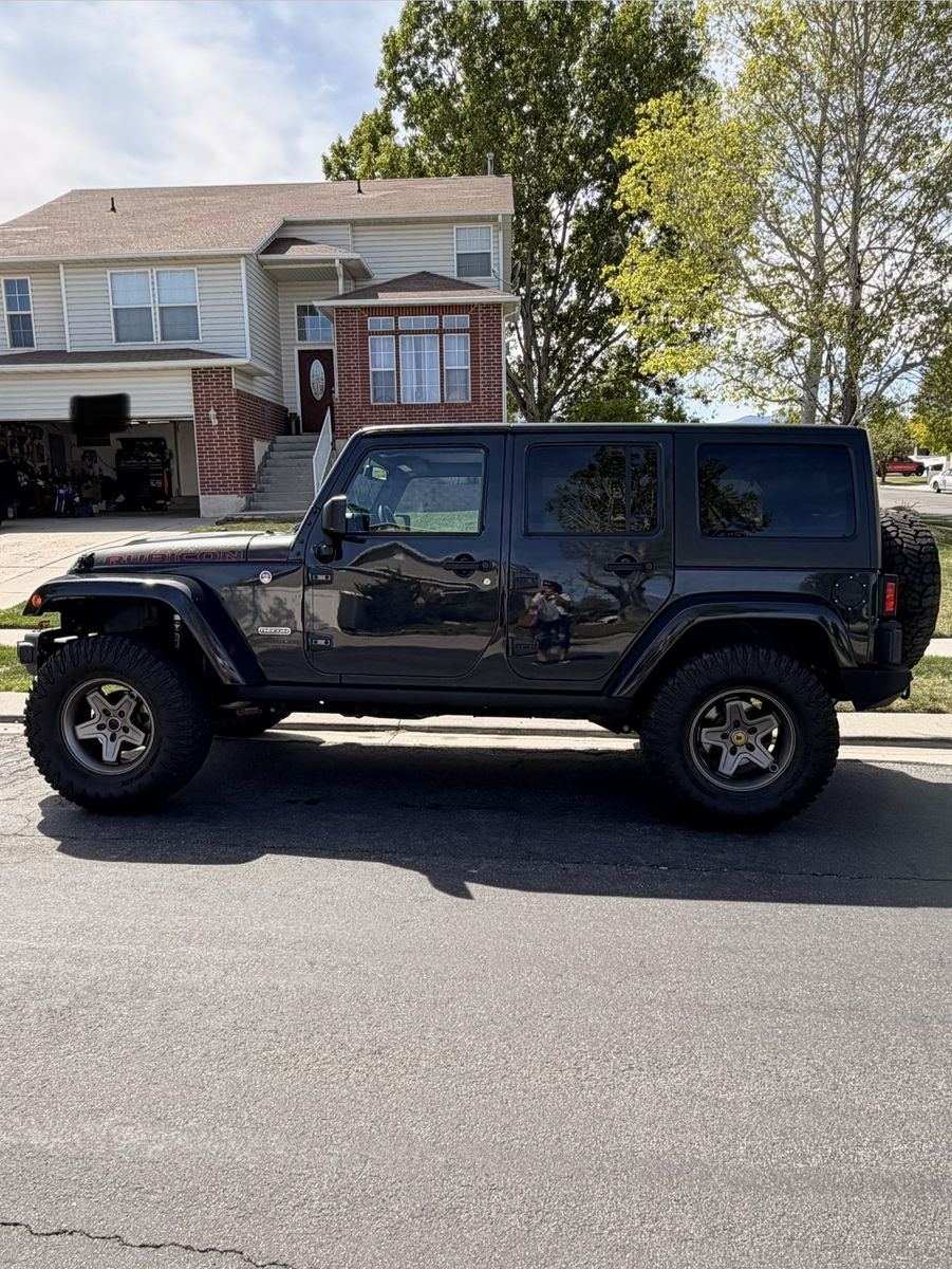 2017 Jeep Wrangler JKU Rubicon recon