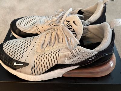 Mens Nike 270 Shoes Size 8