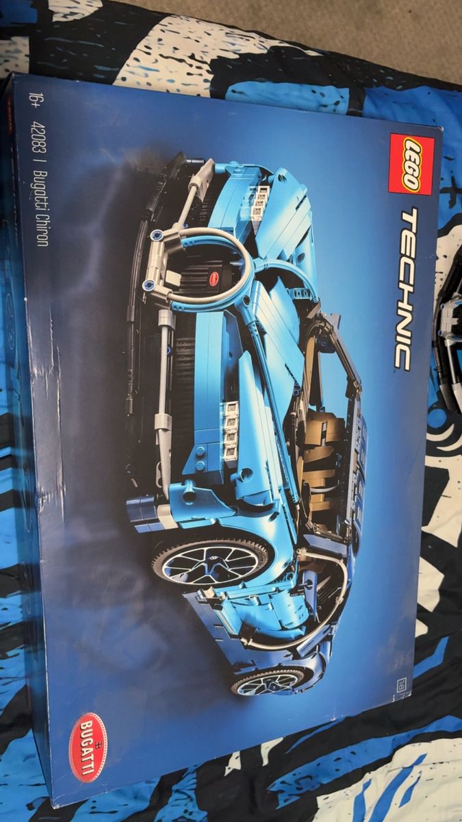 LEGO Technic Bugatti Chiron 42083 Advanced Building Set