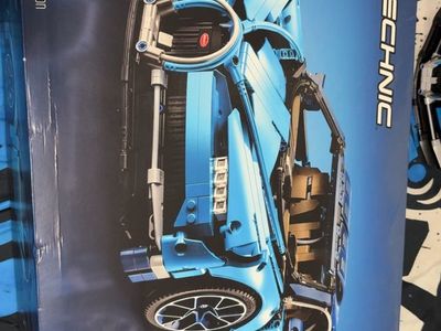 LEGO Technic Bugatti Chiron 42083 Advanced Building Set